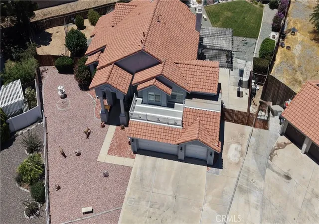 Photo 3 of Single family home for sale at 20404 Half Moon Ct, Apple Valley, CA 92308 | MLS# HD26200137 | Listing updated on 2026-09-16