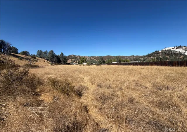 Photo 3 of Land for sale at 2595 Spring Valley Rd, Clearlake Oaks, CA 95423 | MLS# LC26197838 | Listing updated on 2026-09-16