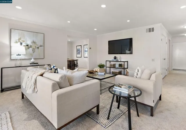 Photo 2 of Condo for sale at 1501 Ptarmigan Dr #7B, Walnut Creek, CA 94595 | MLS# 41148255 | Listing updated on 2026-09-16