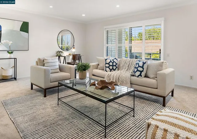 Listing Photo 4 - Condo for sale in building located at 1501 Ptarmigan Dr, Walnut Creek, CA 94595 - Unit #7B