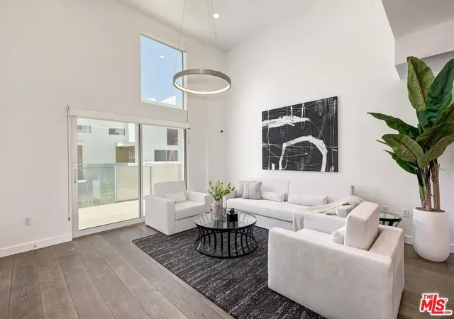 Photo 4 of Condo for sale at 1433 14th Street #15, Santa Monica, CA 90404 | MLS# 26988381 | Listing updated on 2026-09-15