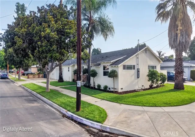 Photo 2 of Single family home for sale at 18153 Cohasset, Reseda, CA 91335 | MLS# OC26198931 | Listing updated on 2026-09-16