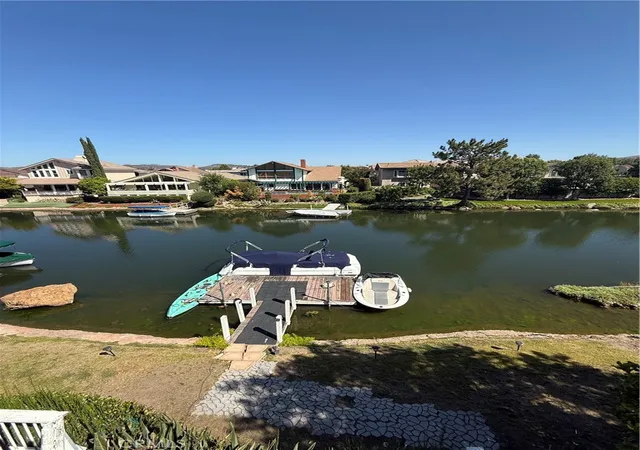 Photo 2 of Single family home for sale at 3935 Fairbreeze Cir, Westlake Village, CA 91361 | MLS# SR26129570 | Listing updated on 2026-09-18