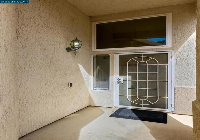 Photo 2 of Single family home for sale at 920 Turquoise St, Vacaville, CA 95687 | MLS# 41148260 | Listing updated on 2026-09-16