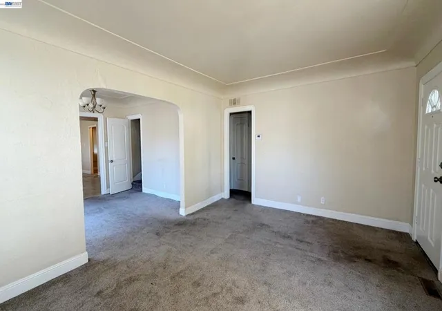 Photo 2 of Single family home for sale at 7 Howard Ave, Vallejo, CA 94590 | MLS# 41148262 | Listing updated on 2026-10-07