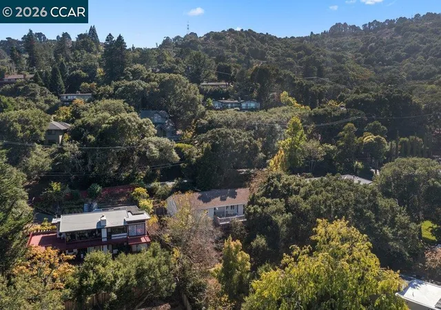 Photo 51 of Single family home for sale at 358 El Toyonal, Orinda, CA 94563 | MLS# 41148264 | Listing updated on 2026-09-21