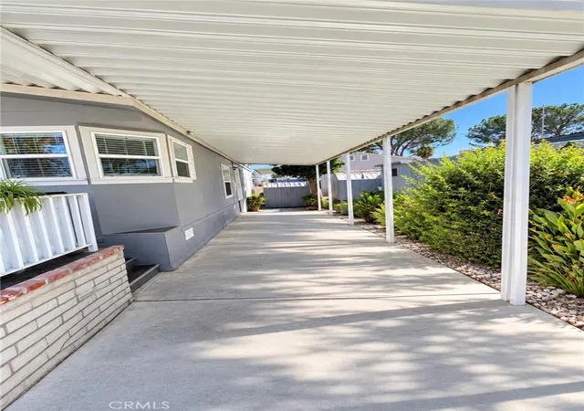 Photo 2 of Manufactured home for sale at 220 S Elk St #101, Hemet, CA 92543 | MLS# SW26201707 | Listing updated on 2026-09-16