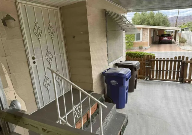 Photo 3 of Manufactured home for sale at 174 Vista De Oeste, Palm Springs, CA 92264 | MLS# 219152737PS | Listing updated on 2026-09-15