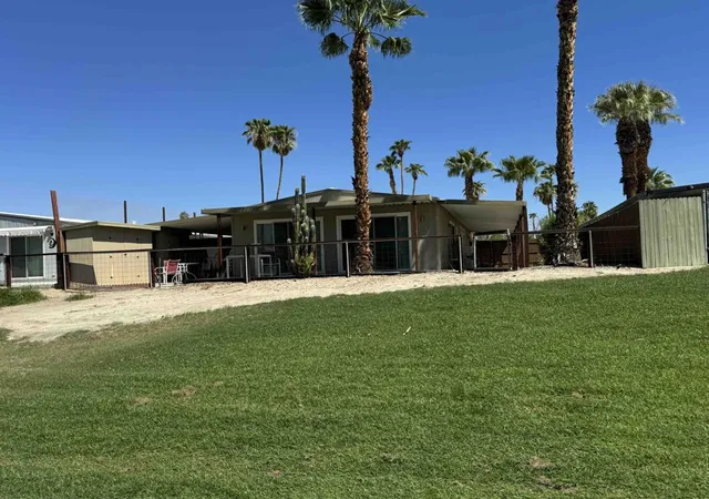 Photo 4 of Manufactured home for sale at 165 Vista De Oeste, Palm Springs, CA 92264 | MLS# 219152738PS | Listing updated on 2026-09-15
