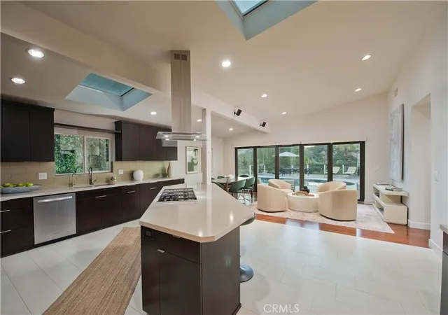 Photo 3 of Single family home for sale at 4347 Coronet, Encino, CA 91316 | MLS# SR26201756 | Listing updated on 2026-09-15