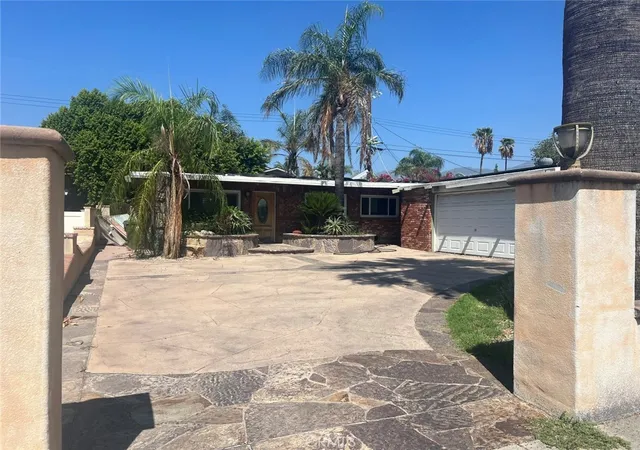 Photo 2 of Single family home for sale at 12937 Del Sur St, San Fernando, CA 91340 | MLS# SR26201336 | Listing updated on 2026-10-04