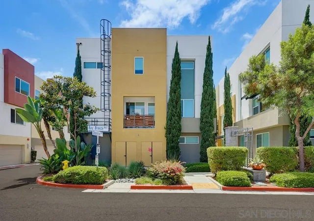 Photo 2 of Sale Pending at 745 Shoreline Rd, Chula Vista, CA 91910 | MLS# 260022550SD | Listing updated on 2026-09-25