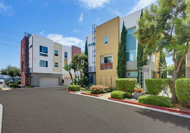 Photo 3 of Sale Pending at 745 Shoreline Rd, Chula Vista, CA 91910 | MLS# 260022550SD | Listing updated on 2026-09-25