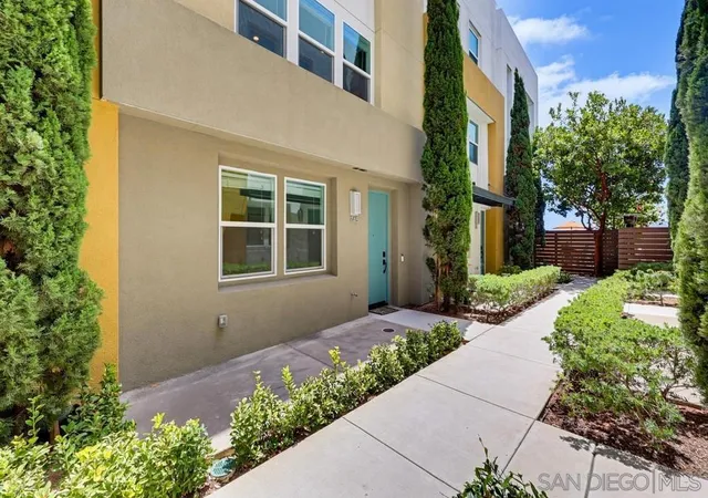 Photo 3 of Sale Pending at 745 Shoreline Rd, Chula Vista, CA 91910 | MLS# 260022550SD | Listing updated on 2026-09-25