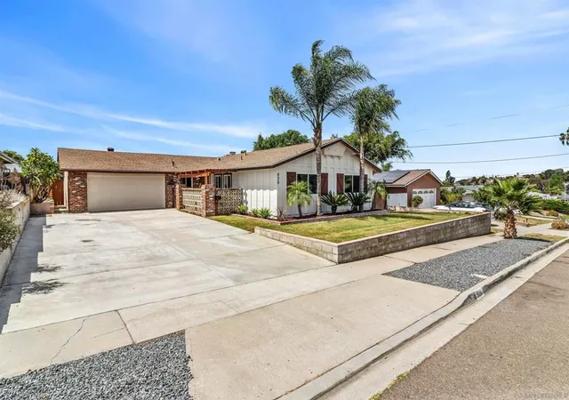 Photo 1 of Sale Pending at 926 Maria Way, Chula Vista, CA 91911 | MLS# 260022557SD | Listing updated on 2026-09-29