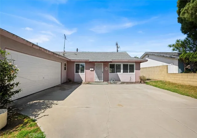 Photo 3 of Single family home for sale at 10531 Greta, Cypress, CA 90630 | MLS# PW26201810 | Listing updated on 2026-09-15