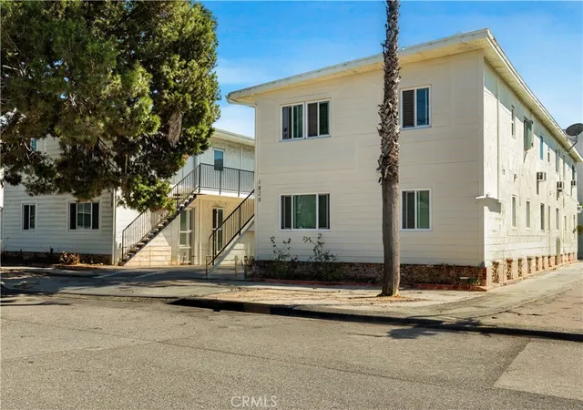 Photo 3 of Multi family home for sale at 1826 12th Street, Manhattan Beach, CA 90266 | MLS# PW26198389 | Listing updated on 2026-09-15