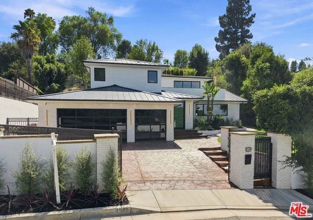 Photo 2 of Single family home for sale at 4949 Bilmoor Ave, Tarzana, CA 91356 | MLS# 26988463 | Listing updated on 2026-09-15