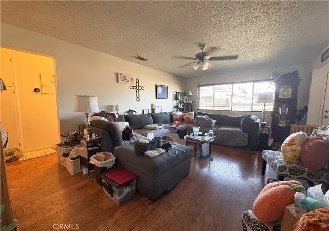 Photo 3 of Single family home for sale at 1140 Front St, Livingston, CA 95334 | MLS# MC26201821 | Listing updated on 2026-09-16