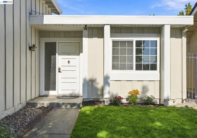 Photo 3 of Single family home for sale at 3817 Dryden Rd, Fremont, CA 94555 | MLS# 41148284 | Listing updated on 2026-09-22