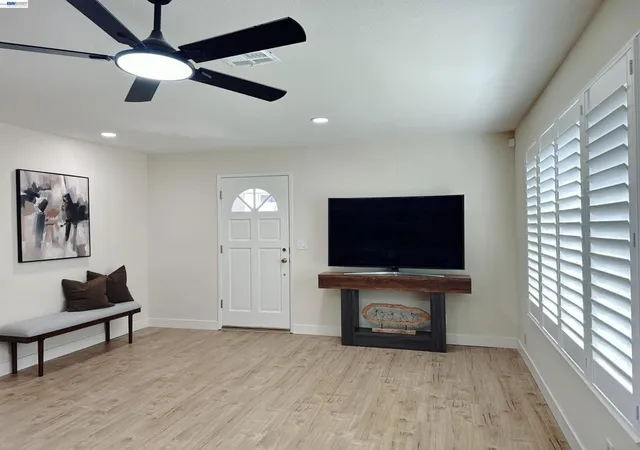 Photo 2 of Sale Pending at 4242 Lunar Way, Union City, CA 94587 | MLS# 41148286 | Listing updated on 2026-09-25