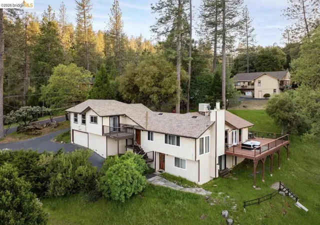 Photo 4 of Single family home for sale at 12980 Wells Fargo St, Groveland, CA 95321 | MLS# 41148292 | Listing updated on 2026-09-15
