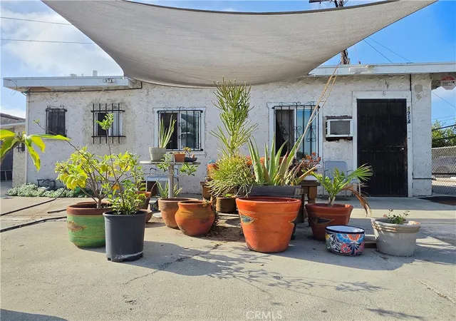 Photo 1 of Sale Pending at 1914 Firestone, Los Angeles, CA 90001 | MLS# WS26201931 | Listing updated on 2026-10-03