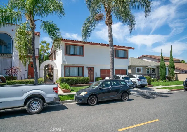 Photo 2 of House for sale at 825 Roswell Ave, Long Beach, CA 90804 | MLS# OC26201934 | Listing updated on 2026-09-15