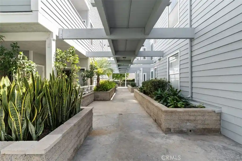 Listing Photo 29 - Condo for sale in 16960 Algonquin St located at 16960 Algonquin St, Huntington Beach, CA 92649 - Unit #103