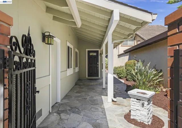 Photo 2 of Sale Pending at 5167 Ipswich Ct, Newark, CA 94560 | MLS# 41148296 | Listing updated on 2026-09-30