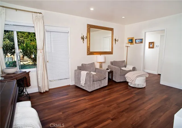 Photo 3 of Single family home for sale at 6655 Yarmouth Ave, Reseda, CA 91335 | MLS# SR26201488 | Listing updated on 2026-09-15