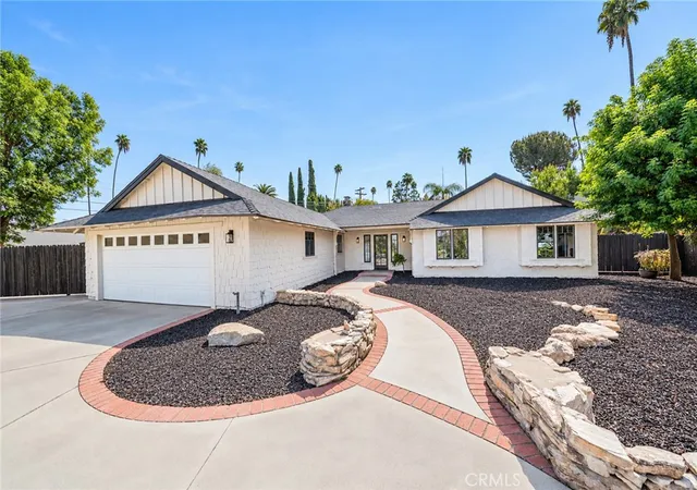 Photo 1 of Single family home for sale at 1076 Los Altos Ct, Riverside, CA 92507 | MLS# CV26201959 | Listing updated on 2026-09-20
