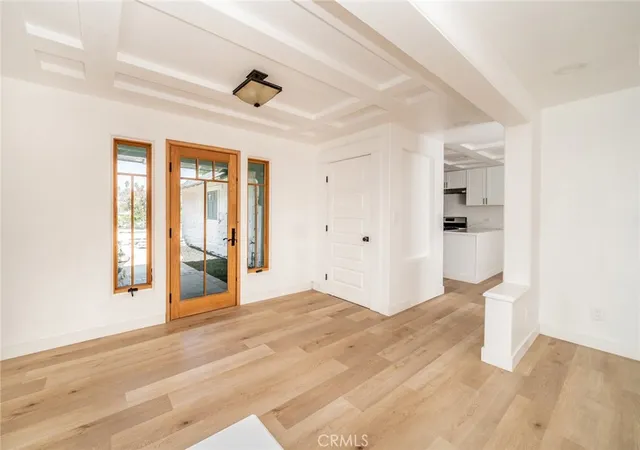 Photo 3 of Single family home for sale at 1076 Los Altos Ct, Riverside, CA 92507 | MLS# CV26201959 | Listing updated on 2026-09-20