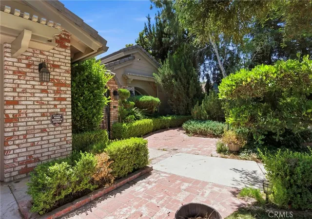 Photo 4 of Single family home for sale at 2512 Moffitt Way, Bakersfield, CA 93309 | MLS# NS26202016 | Listing updated on 2026-09-15