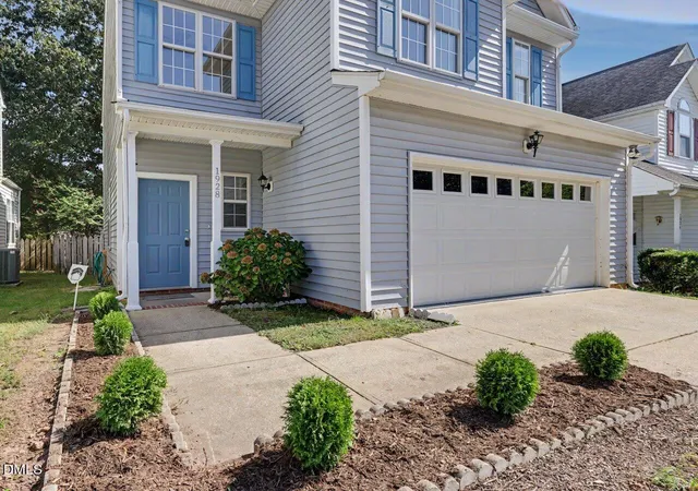 Photo 3 of Single family home for sale at 1928 Shadow Glen Dr, Raleigh, NC 27604 | MLS# 10096689 | Listing updated on 2026-09-25