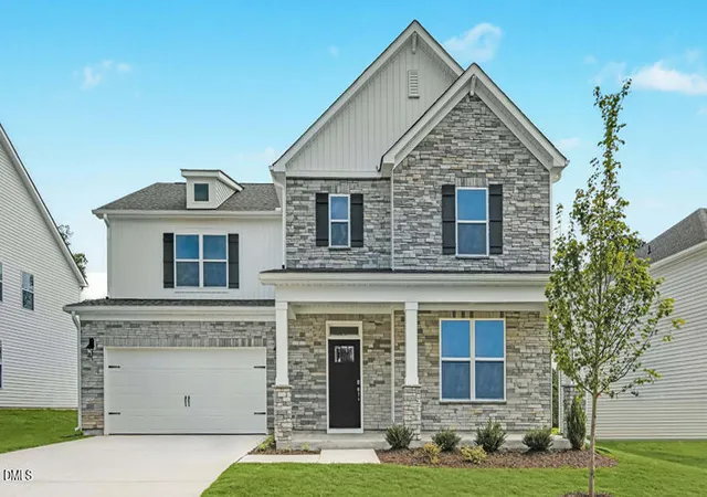 Photo 1 of Single family home for sale at 142 Red Jasper Wy, Clayton, NC 27520 | MLS# 10115274 | Listing updated on 2026-09-09