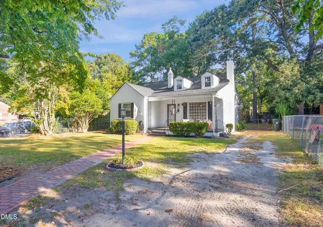 Photo 2 of Sale Pending at 1603 Rose St, Goldsboro, NC 27530 | MLS# 10192222 | Listing updated on 2026-09-30
