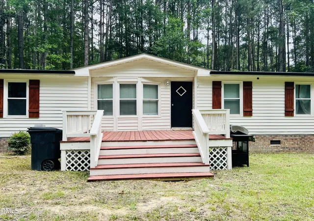 Photo 1 of Single family home for sale at 3280 Lakebay Rd, Vass, NC 28394 | MLS# 10131260 | Listing updated on 2026-10-01