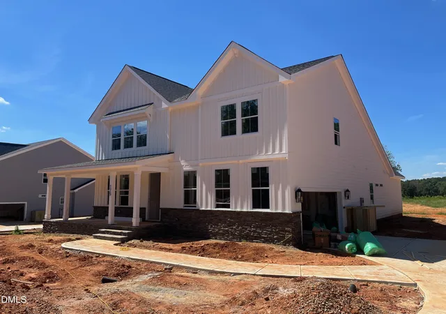 Photo 2 of Single family home for sale at 175 Isabelle Valley Dr, Zebulon, NC 27597 | MLS# 10138102 | Listing updated on 2026-09-17