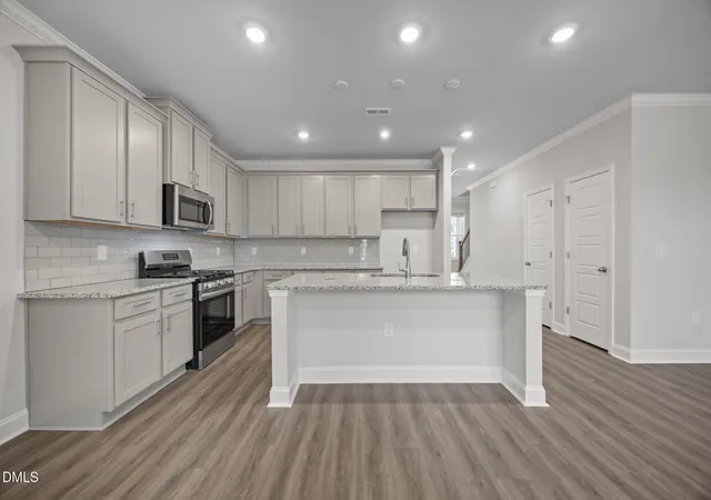 Photo 4 of Townhouse for sale at 710 Winton Way #548, Wake Forest, NC 27587 | MLS# 10138239 | Listing updated on 2026-10-19