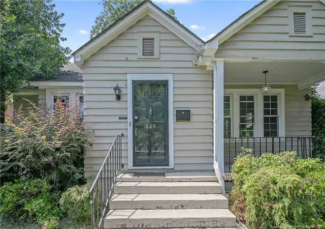 Photo 4 of Single family home for sale at 605 Greenland Dr, Fayetteville, NC 28305 | MLS# 754379 | Listing updated on 2026-09-16