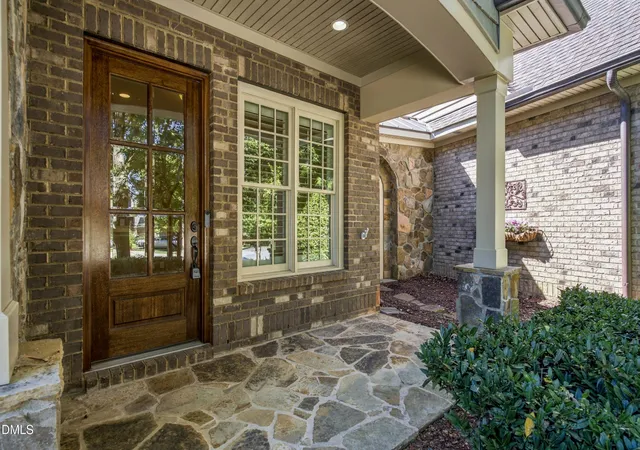 Townhouse for sale at 3813 Cottage Rose Ln, Raleigh, NC 27612 | MLS# 10197350