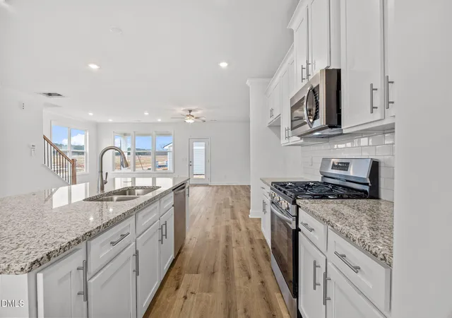 Photo 4 of Townhouse for sale at 724 Winton Way #542, Wake Forest, NC 27587 | MLS# 10140454 | Listing updated on 2026-10-08