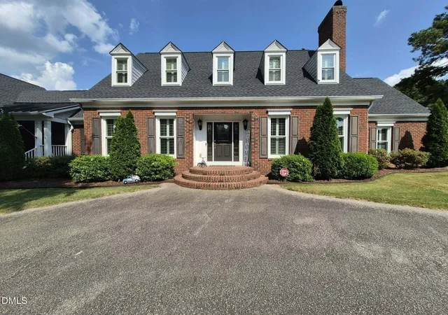 Photo 1 of Single family home for sale at 5708 Castlebrook Dr, Raleigh, NC 27604 | MLS# 10141359 | Listing updated on 2026-09-05
