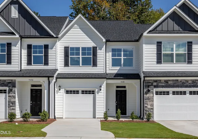 Photo 2 of Sale Pending at 5418 Running Fox Ln, Durham, NC 27703 | MLS# 10145122 | Listing updated on 2026-09-26