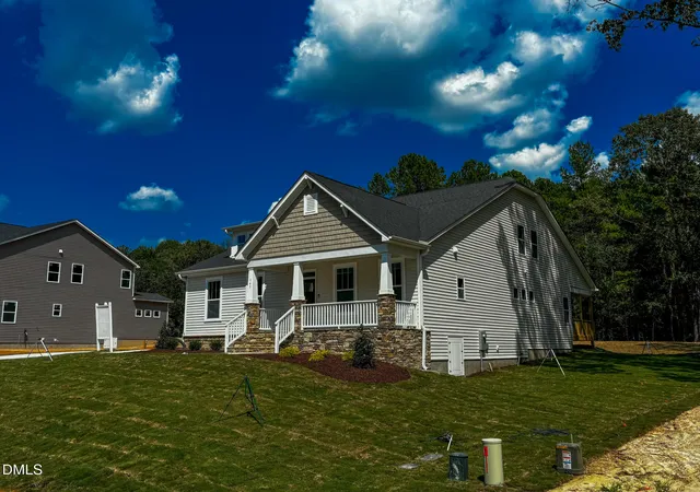 Photo 2 of Single family home for sale at 145 Bluestone Dr, Lillington, NC 27546 | MLS# 10146815 | Listing updated on 2026-09-11