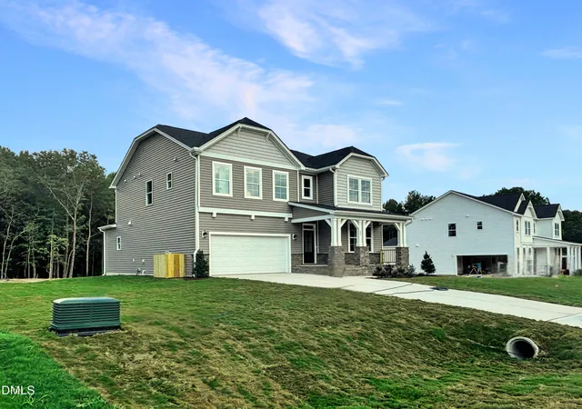 Photo 3 of Single family home for sale at 83 Bluestone Dr, Lillington, NC 27546 | MLS# 10147015 | Listing updated on 2026-09-11