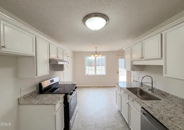 Photo 2 of Single family home for sale at 83 Eagle Rock Pl, Clayton, NC 27520 | MLS# 10149758 | Listing updated on 2026-09-20
