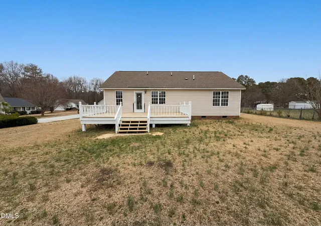 Photo 4 of Single family home for sale at 83 Eagle Rock Pl, Clayton, NC 27520 | MLS# 10149758 | Listing updated on 2026-09-20