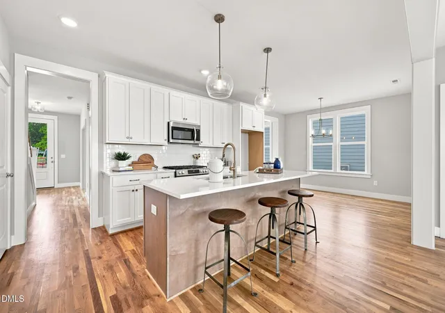 Photo 3 of Single family home for sale at 1816 Lumineer Ln, Wendell, NC 27591 | MLS# 10151333 | Listing updated on 2026-09-28